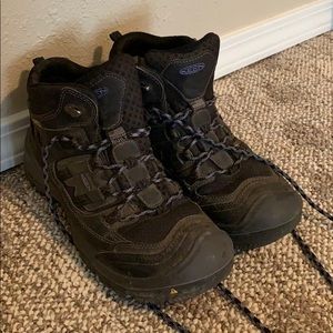 Keen hiking boots